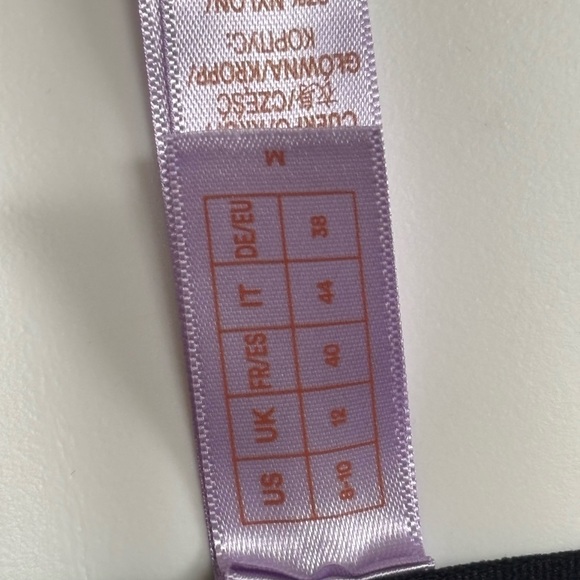 Savage X Fenty XS Sugarplum Purple or Medium Black Sports Bra - Picture 8 of 9